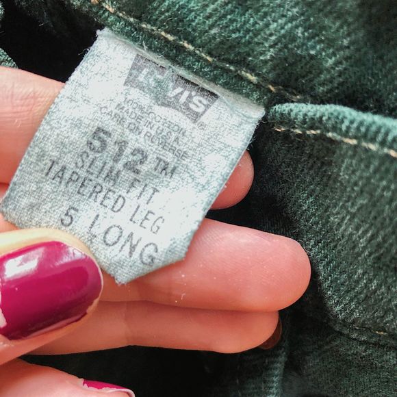 LEVI 512 VINTAGE HIGHWAISTED SHORTS - Picture 3 of 4